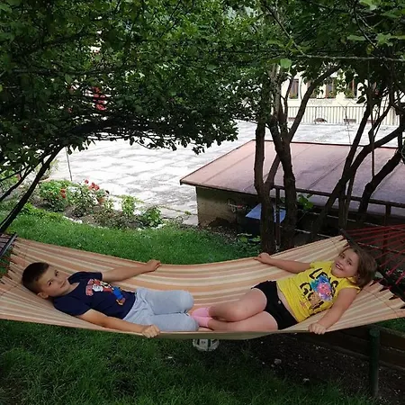 Posta 2* Colle Santa Lucia