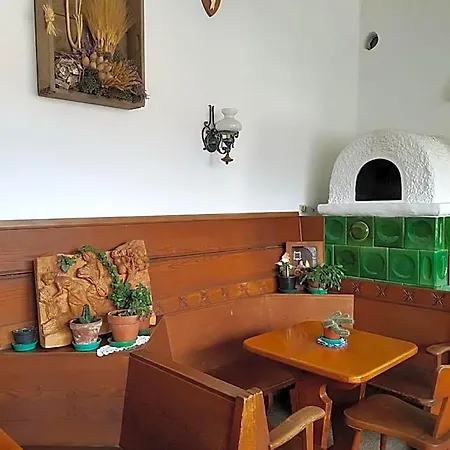 Posta 2* Colle Santa Lucia