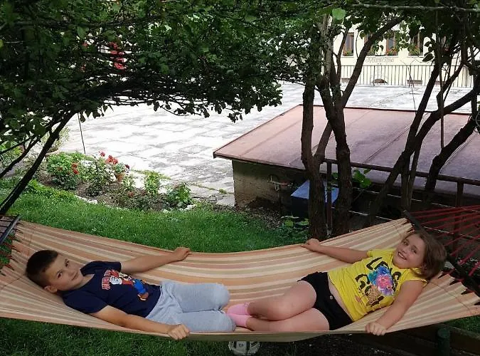 Posta 2* Colle Santa Lucia